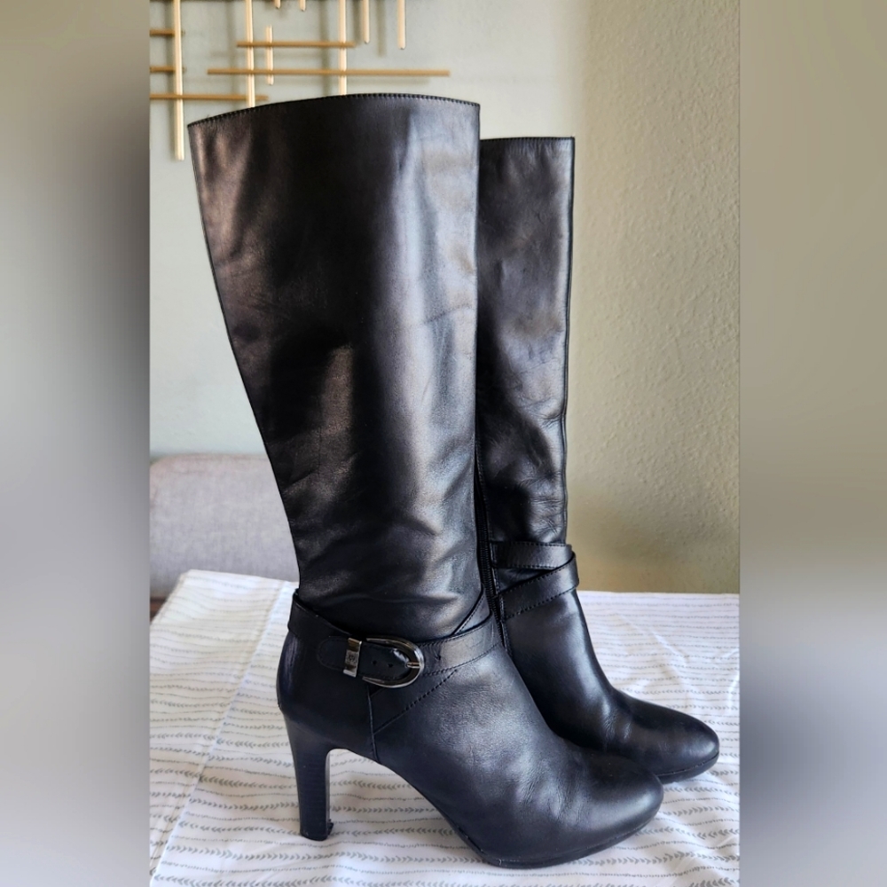 Anne Klein Heeled boots